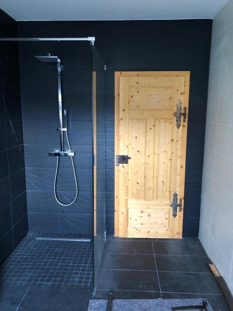 Liebevoll Sanierte Altbauwohnung Waldsieversdorf Ngoại thất bức ảnh